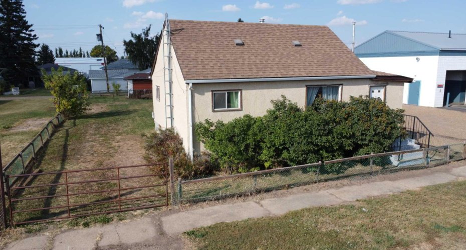 308 1 Avenue, Hanna, Alberta T0J1P0, 2 Bedrooms Bedrooms, ,1 BathroomBathrooms,Residential,For Sale,1,A2257070
