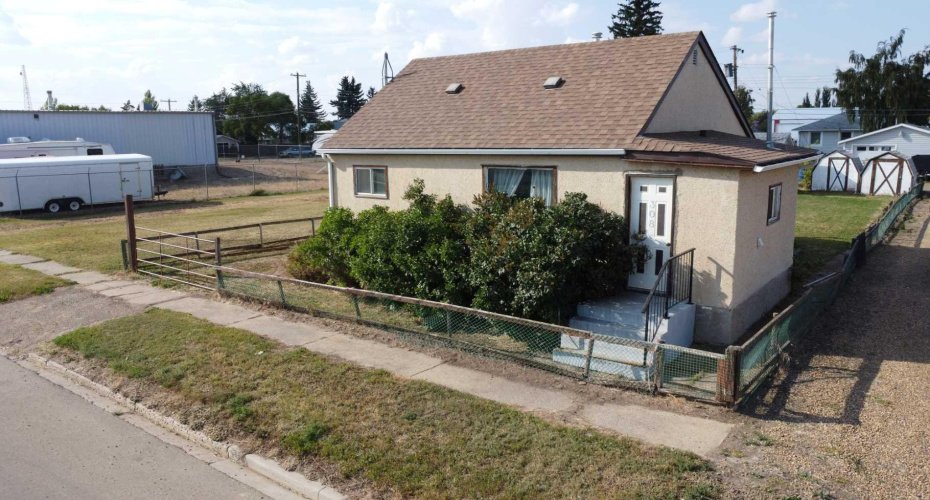 308 1 Avenue, Hanna, Alberta T0J1P0, 2 Bedrooms Bedrooms, ,1 BathroomBathrooms,Residential,For Sale,1,A2257070