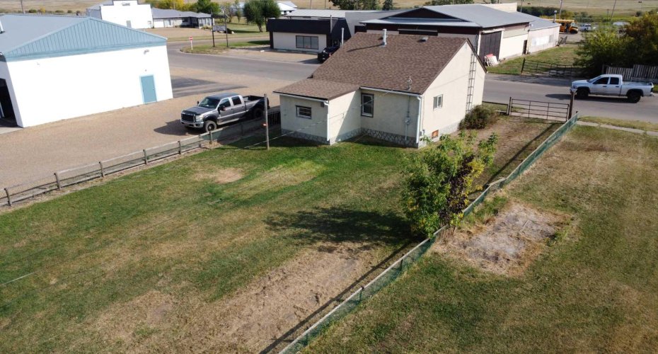 308 1 Avenue, Hanna, Alberta T0J1P0, 2 Bedrooms Bedrooms, ,1 BathroomBathrooms,Residential,For Sale,1,A2257070