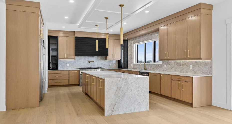 960 South Shore Terrace, Chestermere, Alberta T1X 2S2, 7 Bedrooms Bedrooms, ,7 BathroomsBathrooms,Residential,For Sale,South Shore Terrace,A2273181