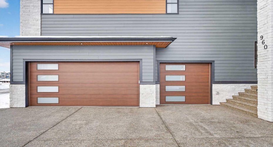 960 South Shore Terrace, Chestermere, Alberta T1X 2S2, 7 Bedrooms Bedrooms, ,7 BathroomsBathrooms,Residential,For Sale,South Shore Terrace,A2273181