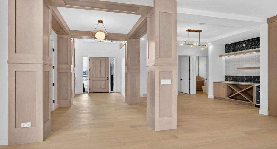 960 South Shore Terrace, Chestermere, Alberta T1X 2S2, 7 Bedrooms Bedrooms, ,7 BathroomsBathrooms,Residential,For Sale,South Shore Terrace,A2273181