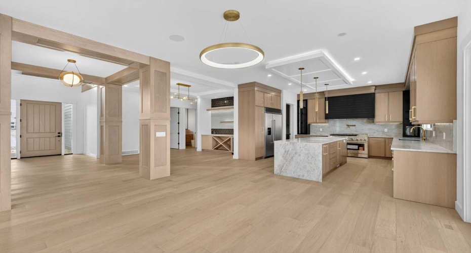 960 South Shore Terrace, Chestermere, Alberta T1X 2S2, 7 Bedrooms Bedrooms, ,7 BathroomsBathrooms,Residential,For Sale,South Shore Terrace,A2273181