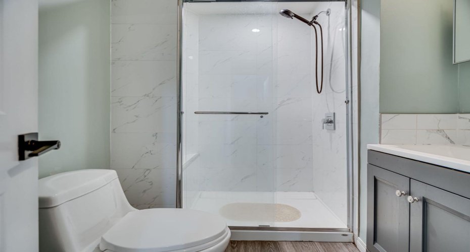 104 Cove Crescent, Chestermere, Alberta T1X 5J1, 5 Bedrooms Bedrooms, ,4 BathroomsBathrooms,Residential,For Sale,Cove,A2272792