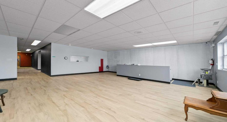 4707 51 Avenue, Camrose, Alberta T4V 0V3, ,Commercial,For Lease,51,A2272882