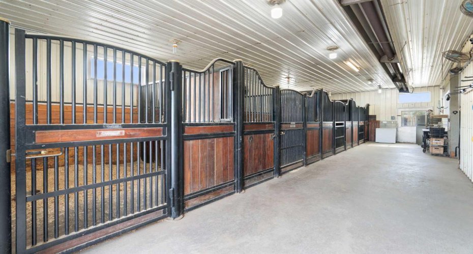4 stalls 10 x 12: south barn