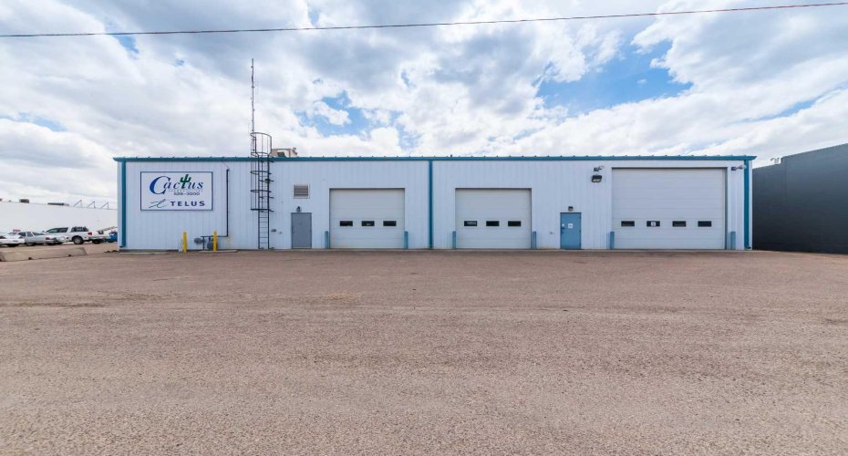 662 16 Street, Medicine Hat, Alberta T1A 4X1, ,Commercial,For Sale,16,A2127332