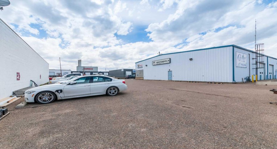 662 16 Street, Medicine Hat, Alberta T1A 4X1, ,Commercial,For Sale,16,A2127332