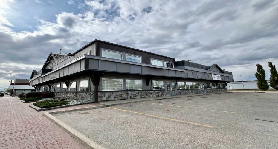 9824 97 Avenue, Grande Prairie, Alberta T8V 7K2, ,Commercial,For Sale,Station 98,97,A2234153