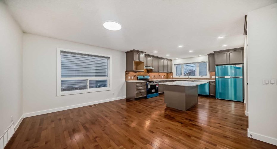 79 Saddlebrook Way, Calgary, Alberta T3J5M8, 5 Bedrooms Bedrooms, ,4 BathroomsBathrooms,Residential,For Sale,Saddlebrook,A2270761