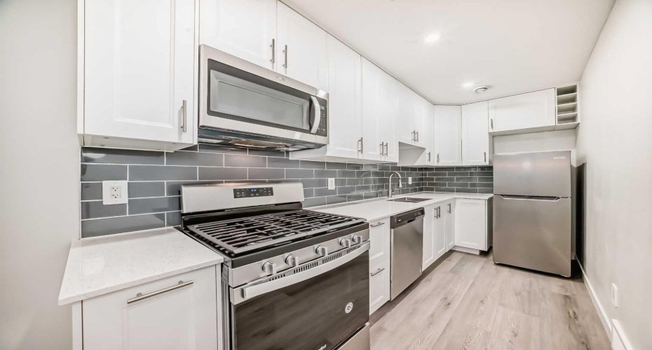 20 Creekstone Drive, Calgary, Alberta T2X4Z5, 4 Bedrooms Bedrooms, ,4 BathroomsBathrooms,Residential,For Sale,Creekstone,A2271853