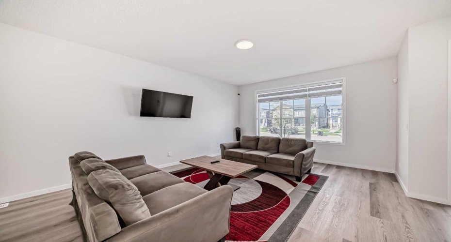 20 Creekstone Drive, Calgary, Alberta T2X4Z5, 4 Bedrooms Bedrooms, ,4 BathroomsBathrooms,Residential,For Sale,Creekstone,A2271853