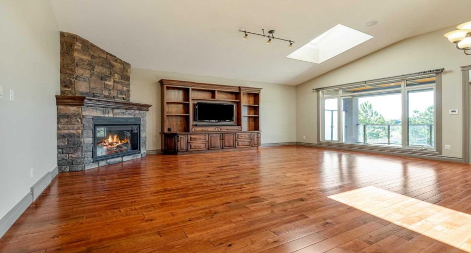 629 Southgate Boulevard, Lethbridge, Alberta T1K 5R5, 5 Bedrooms Bedrooms, ,3 BathroomsBathrooms,Residential,For Sale,Southgate,A2272885