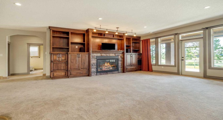 629 Southgate Boulevard, Lethbridge, Alberta T1K 5R5, 5 Bedrooms Bedrooms, ,3 BathroomsBathrooms,Residential,For Sale,Southgate,A2272885
