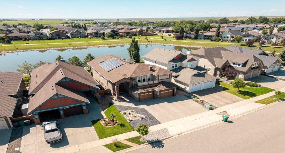 629 Southgate Boulevard, Lethbridge, Alberta T1K 5R5, 5 Bedrooms Bedrooms, ,3 BathroomsBathrooms,Residential,For Sale,Southgate,A2272885