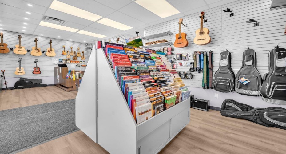 Calgary, Alberta, ,Commercial,For Lease,A2273469