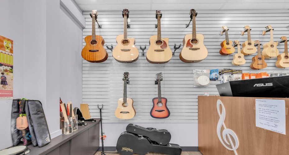 Calgary, Alberta, ,Commercial,For Lease,A2273469