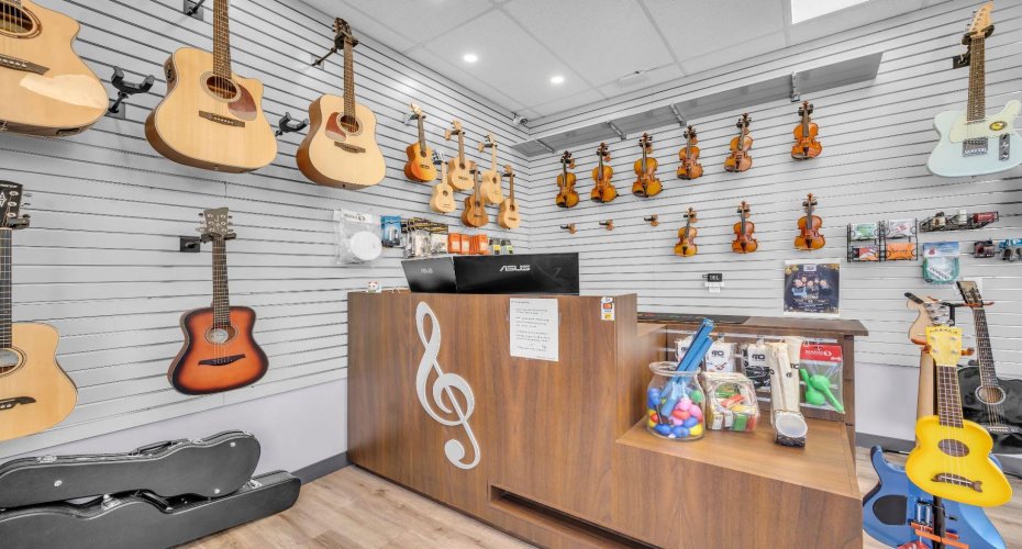 Calgary, Alberta, ,Commercial,For Lease,A2273469