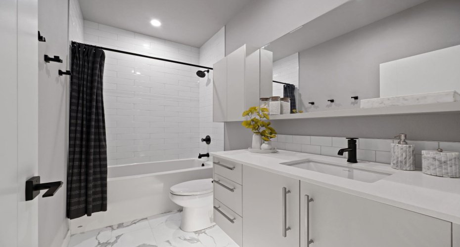 8375 Broadcast Avenue, Calgary, Alberta T3H 6L3, 1 Bedroom Bedrooms, ,1 BathroomBathrooms,Residential,For Sale,Broadcast,A2273544