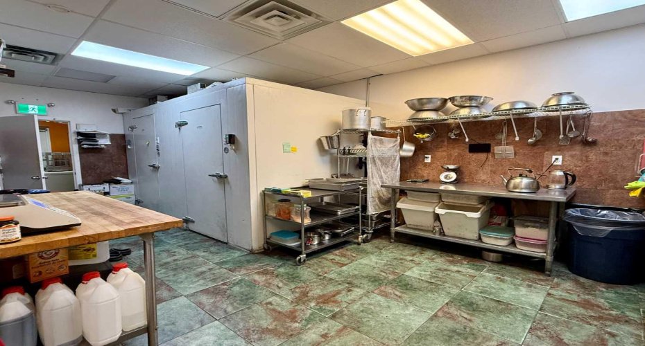 1919 Southland Drive, Calgary, Alberta T2W 0K1, ,Commercial,For Lease,Southland,A2273551