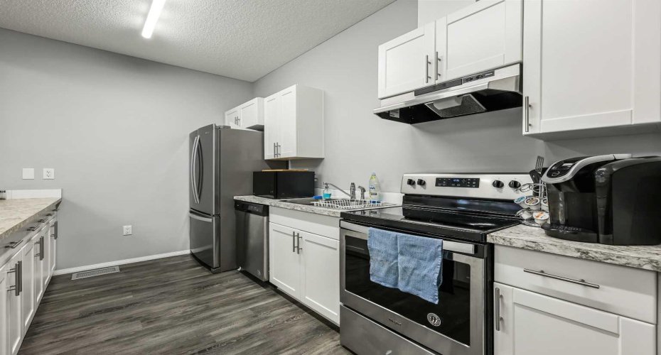 Full kitchen in clubhouse