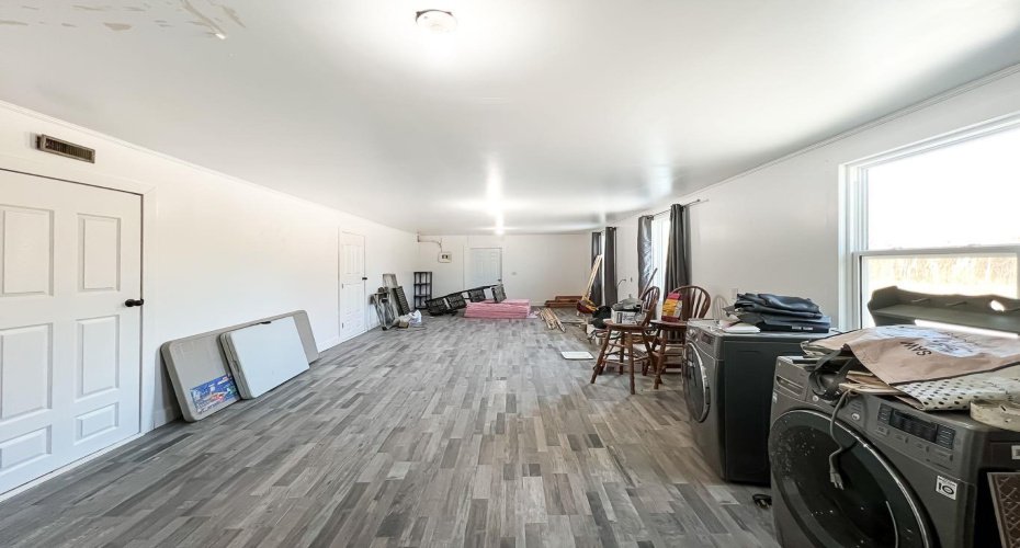 8 Railway Avenue, Falher, Alberta T0H 1M0, ,Commercial,For Sale,Railway,A2272159