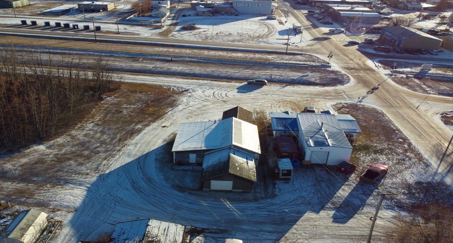 8 Railway Avenue, Falher, Alberta T0H 1M0, ,Commercial,For Sale,Railway,A2272159