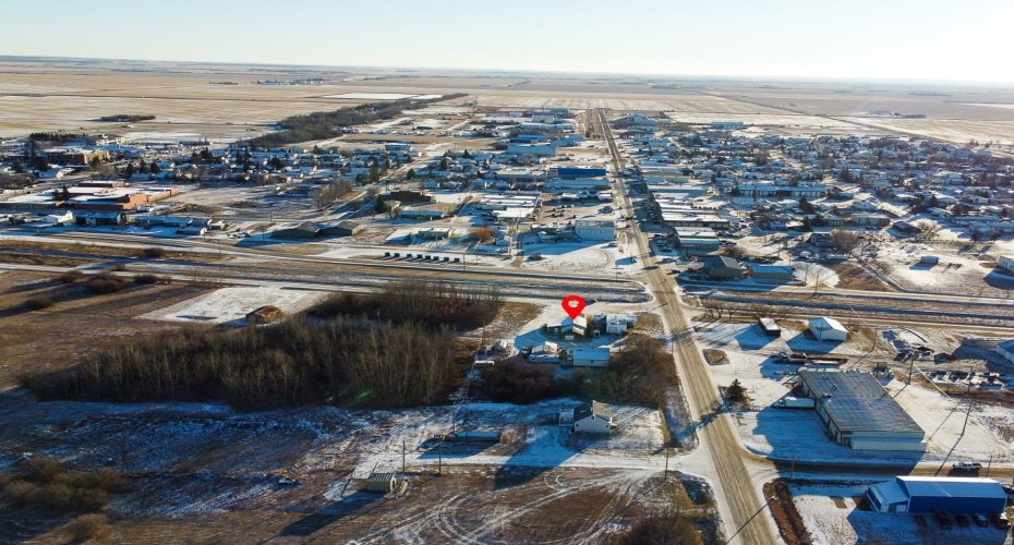 8 Railway Avenue, Falher, Alberta T0H 1M0, ,Commercial,For Sale,Railway,A2272159