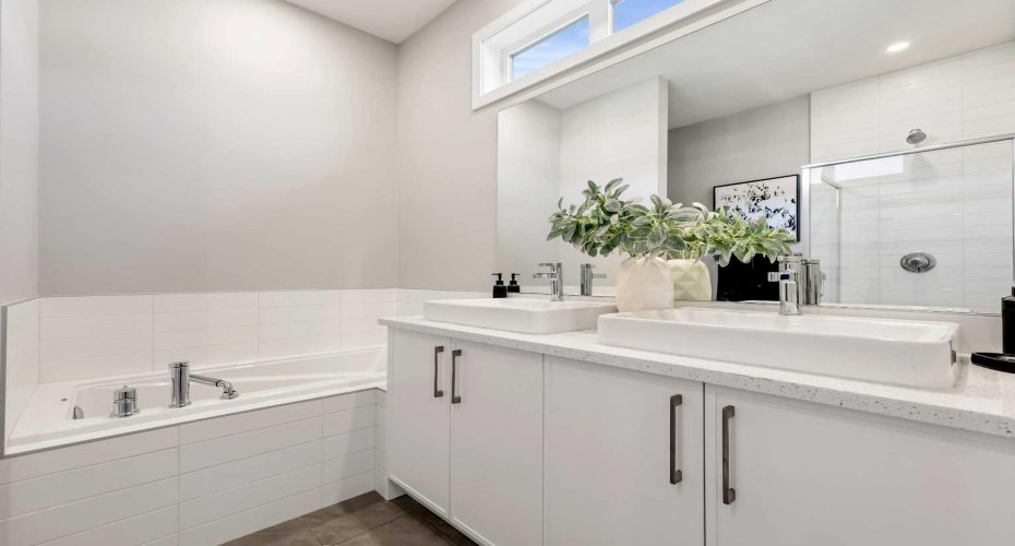 185 Mahogany Gardens, Calgary, Alberta T3M 3Y2, 2 Bedrooms Bedrooms, ,3 BathroomsBathrooms,Residential,For Sale,Mahogany,A2268414