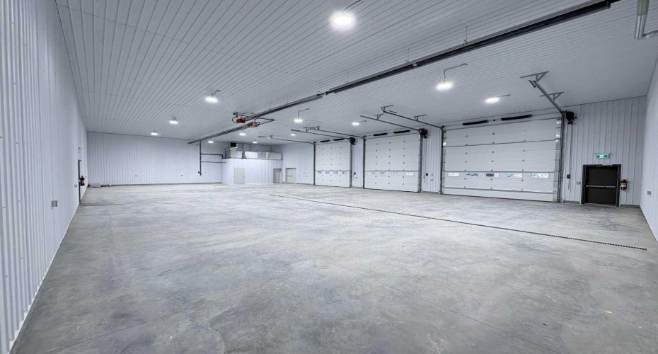 1212 30 Street, Lethbridge, Alberta T1H 7H6, ,Commercial,For Lease,30,A2273740
