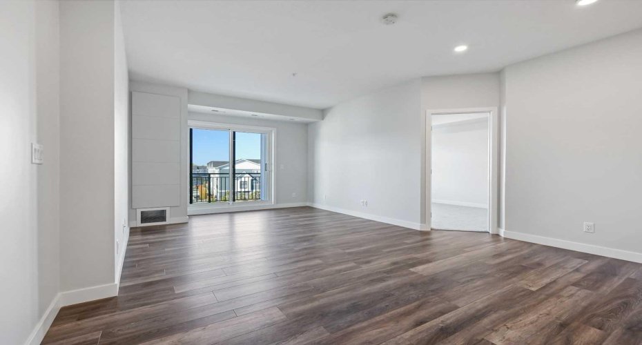 255 Les Jardins Park, Calgary, Alberta T2C 5W9, 2 Bedrooms Bedrooms, ,2 BathroomsBathrooms,Residential,For Sale,Les Jardins,A2273827