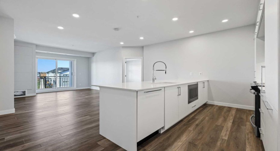 255 Les Jardins Park, Calgary, Alberta T2C 5W9, 2 Bedrooms Bedrooms, ,2 BathroomsBathrooms,Residential,For Sale,Les Jardins,A2273835