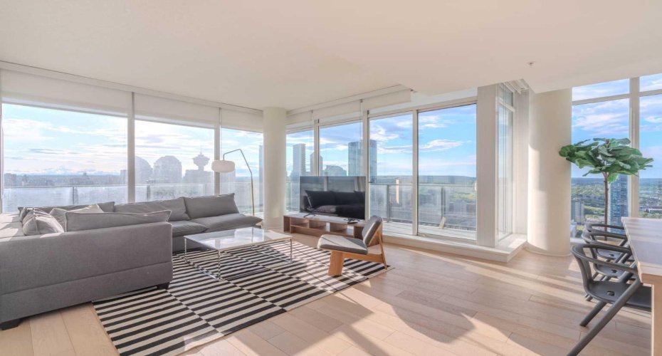 1122 3 Street, Calgary, Alberta T2G 1H7, 2 Bedrooms Bedrooms, ,3 BathroomsBathrooms,Residential,For Sale,3,A2272524
