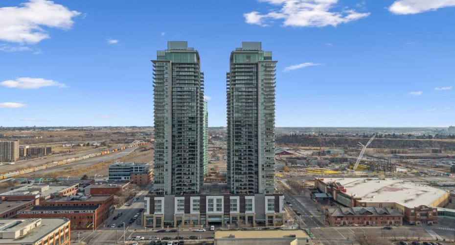 1122 3 Street, Calgary, Alberta T2G 1H7, 2 Bedrooms Bedrooms, ,3 BathroomsBathrooms,Residential,For Sale,3,A2272524