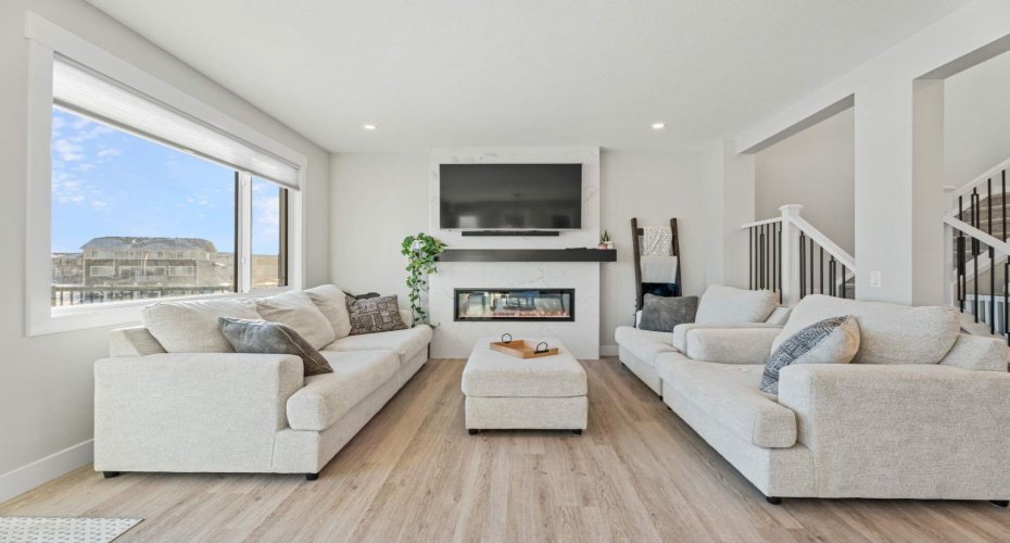 235 Chelsea Park, Chestermere, Alberta T1X 2T3, 3 Bedrooms Bedrooms, ,3 BathroomsBathrooms,Residential,For Sale,Chelsea,A2273444