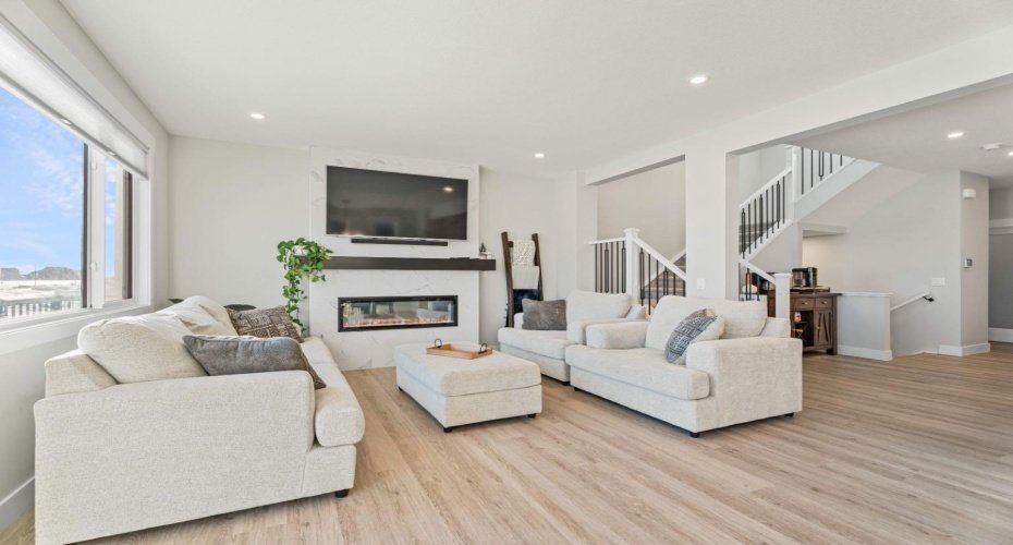 235 Chelsea Park, Chestermere, Alberta T1X 2T3, 3 Bedrooms Bedrooms, ,3 BathroomsBathrooms,Residential,For Sale,Chelsea,A2273444