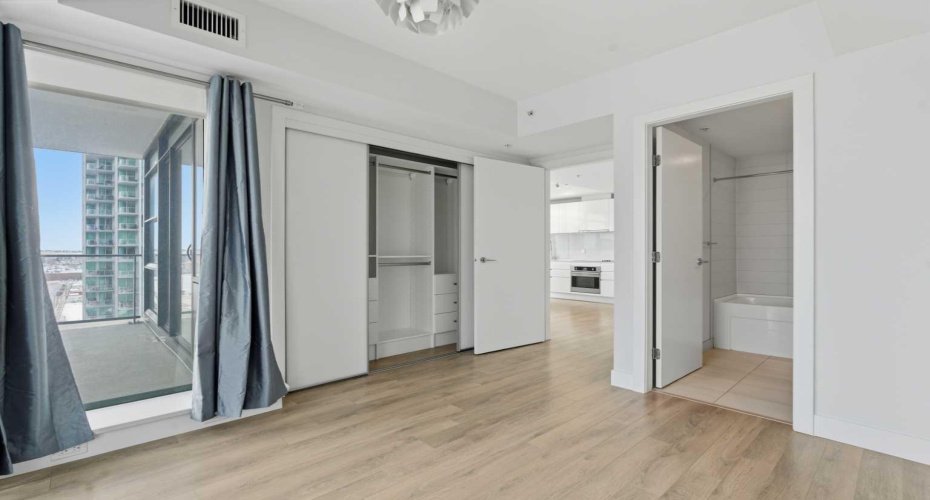 1122 3 Street, Calgary, Alberta T2G 1H7, 2 Bedrooms Bedrooms, ,2 BathroomsBathrooms,Residential,For Sale,3,A2273462