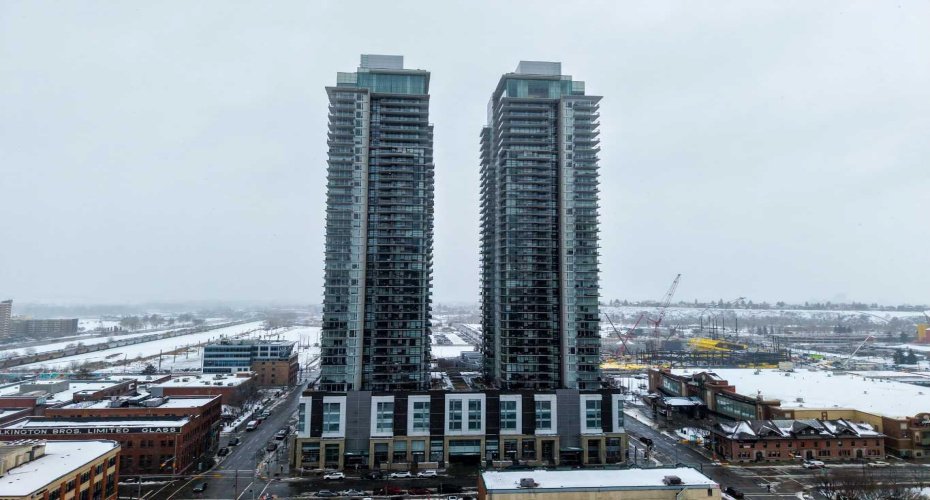 1122 3 Street, Calgary, Alberta T2G 1H7, 2 Bedrooms Bedrooms, ,2 BathroomsBathrooms,Residential,For Sale,3,A2273462