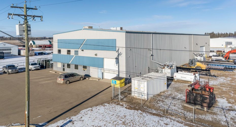 6702 & 6706 44 Avenue, Ponoka, Alberta T4J 1J8, ,Commercial,For Sale,44,A2273519
