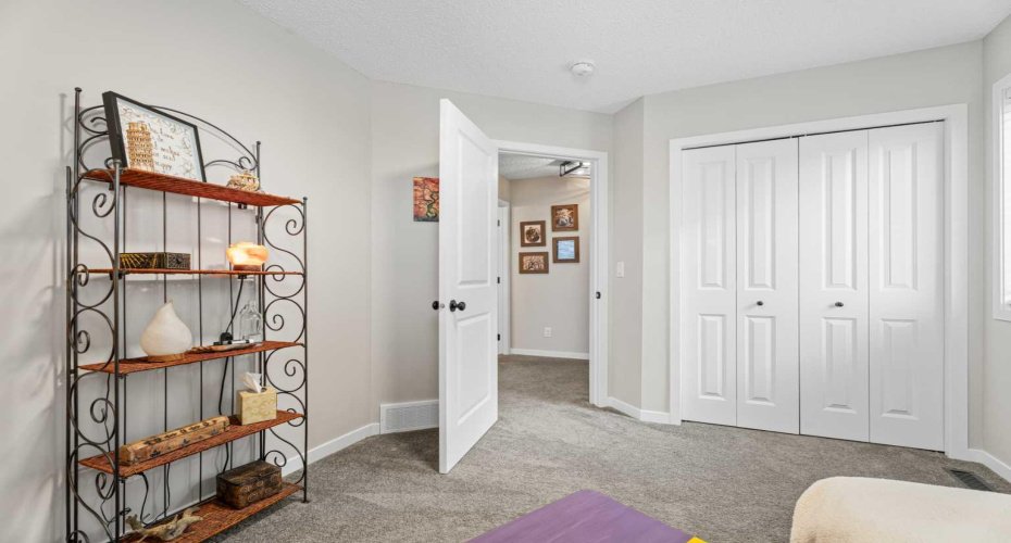 136 Dawson Drive, Chestermere, Alberta T1X 1Z9, 3 Bedrooms Bedrooms, ,3 BathroomsBathrooms,Residential,For Sale,Dawson,A2273877