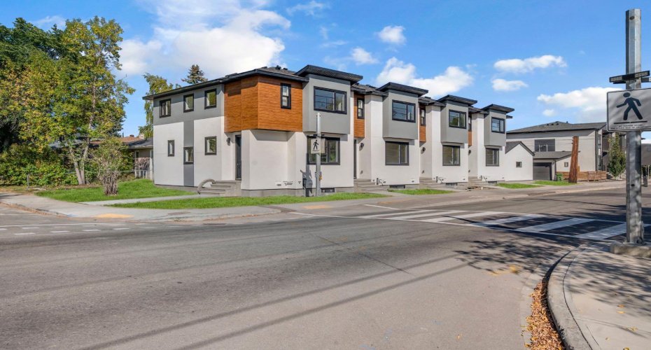 1844 24 Avenue, Calgary, Alberta T2M3T6, 4 Bedrooms Bedrooms, ,4 BathroomsBathrooms,Residential,For Sale,24,A2273927