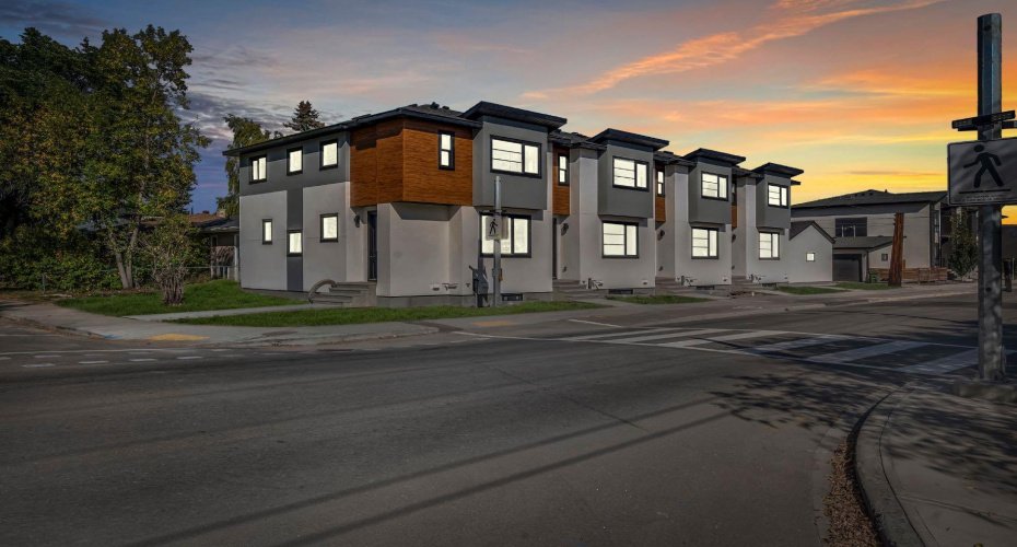 1844 24 Avenue, Calgary, Alberta T2M3T6, 4 Bedrooms Bedrooms, ,4 BathroomsBathrooms,Residential,For Sale,24,A2273927