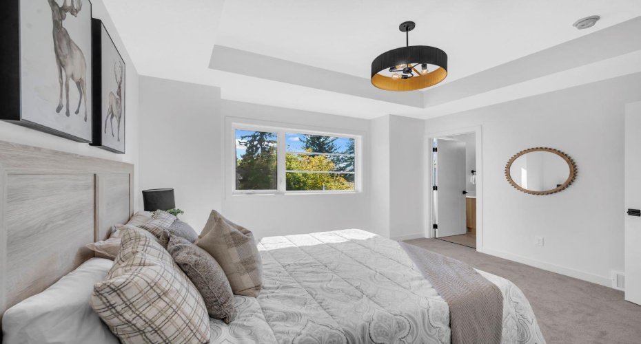 1846 24 Avenue, Calgary, Alberta T2M3T6, 4 Bedrooms Bedrooms, ,4 BathroomsBathrooms,Residential,For Sale,24,A2273937