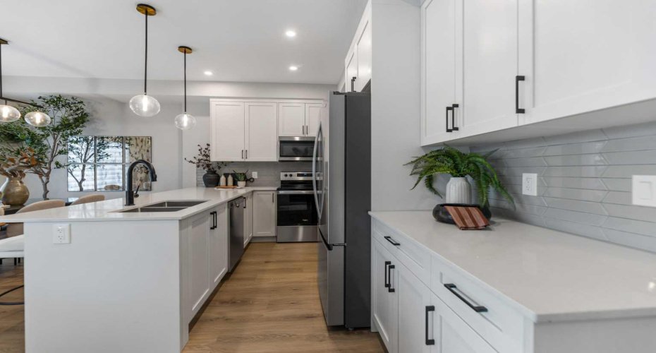 241 Waterford Heath, Chestermere, Alberta T1X 2Z8, 3 Bedrooms Bedrooms, ,3 BathroomsBathrooms,Residential,For Sale,Waterford,A2273947