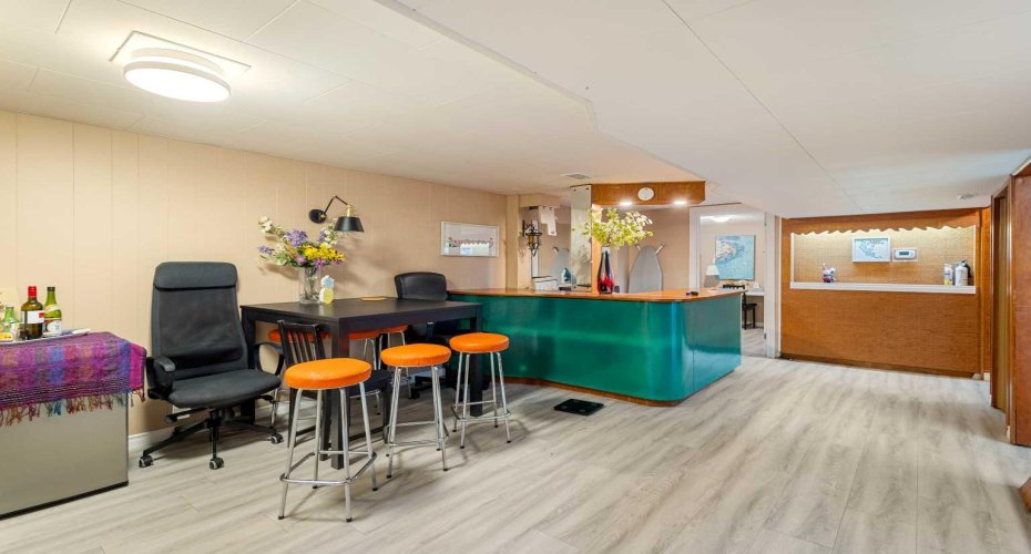 2812 24 Street, Calgary, Alberta T2M 3Z3, 5 Bedrooms Bedrooms, ,3 BathroomsBathrooms,Residential,For Sale,24,A2274294