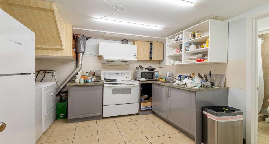 Bsmt Kitchen