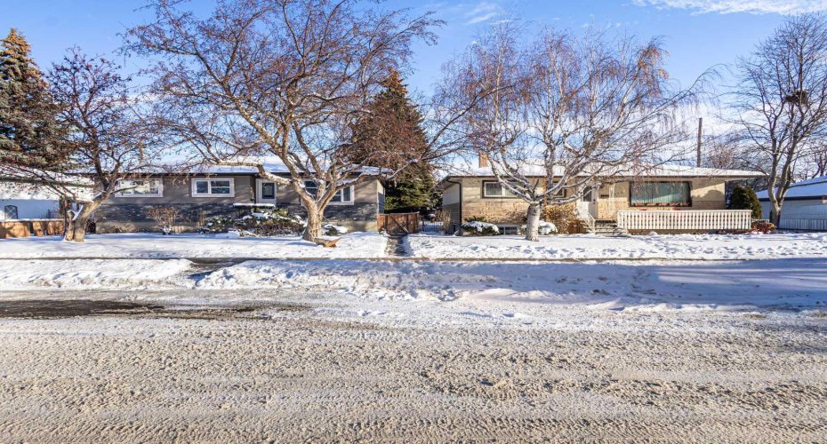 2812 24 Street, Calgary, Alberta T2M 3Z3, 5 Bedrooms Bedrooms, ,3 BathroomsBathrooms,Residential,For Sale,24,A2274294