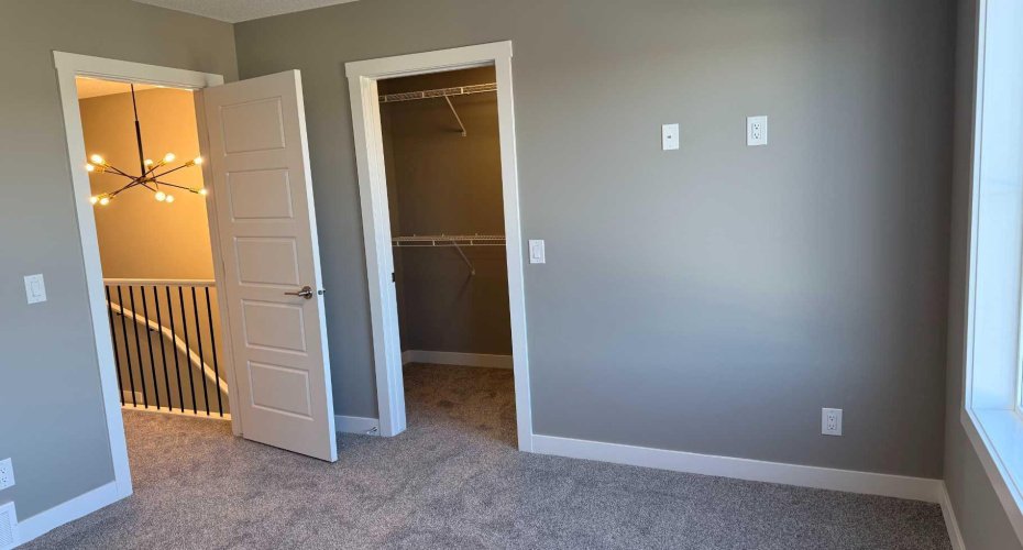 16 Sundown Place, Cochrane, Alberta T4C 3H2, 3 Bedroom Bedrooms, 0 ,3 BathroomBathrooms,Residential,For Sale,Sundown,0,A2269276