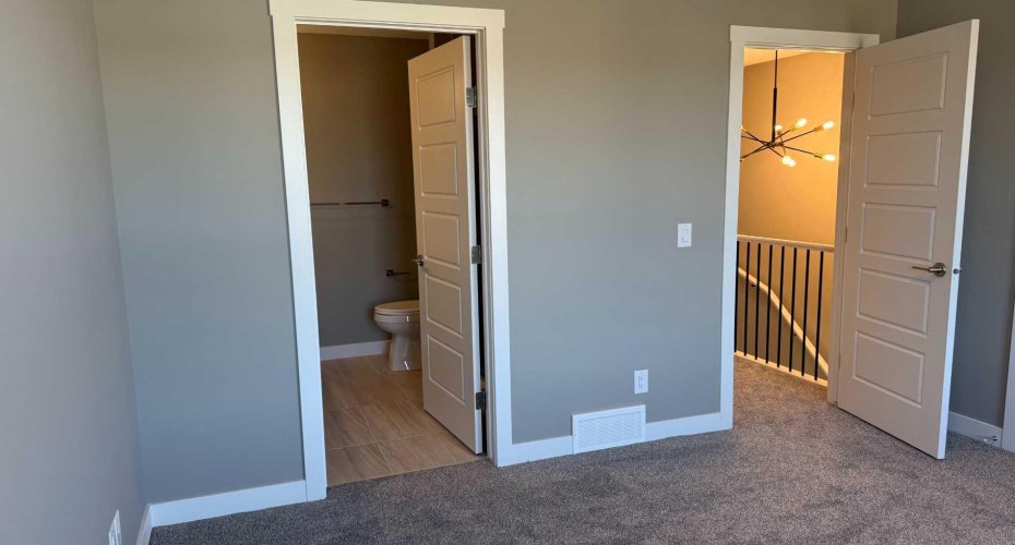 16 Sundown Place, Cochrane, Alberta T4C 3H2, 3 Bedroom Bedrooms, 0 ,3 BathroomBathrooms,Residential,For Sale,Sundown,0,A2269276