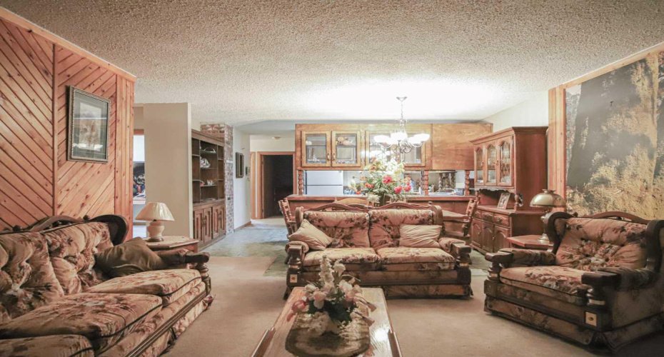 234 17 Avenue, Calgary, Alberta T2G 1H4, ,Commercial,For Sale,17,A2274351